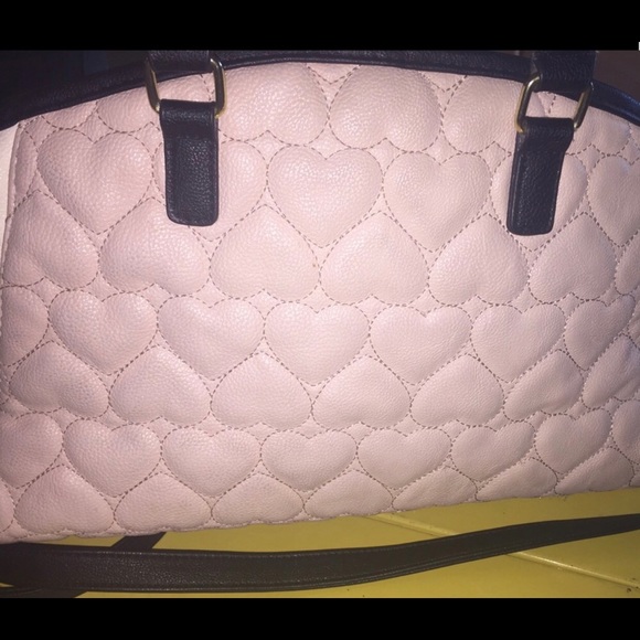 Betsey Johnson heart quilted cross body tote - Picture 3 of 5